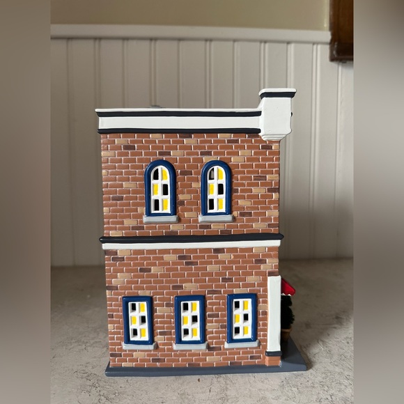 Dept 56 Snow Village JULIETTE'S SCHOOL OF FRENCH CUISINE New Retired Gift Set - Picture 10 of 14